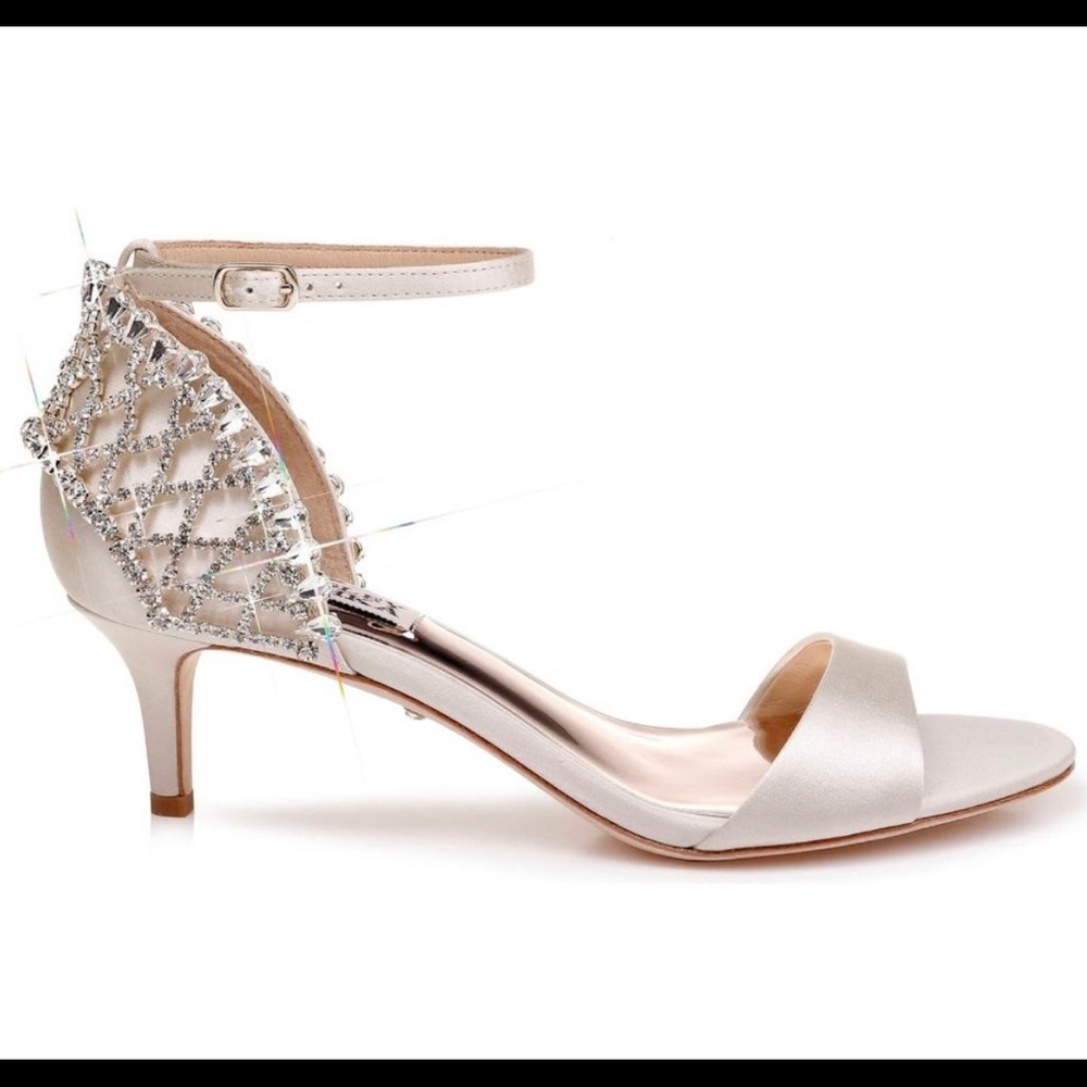 Badgley Mischka Adora Ivory Kitten Heel Pumps